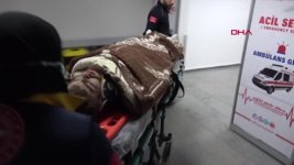 Aksaray'da Hafif Ticari Araç Şarampole Devrildi: 5 Yaralı